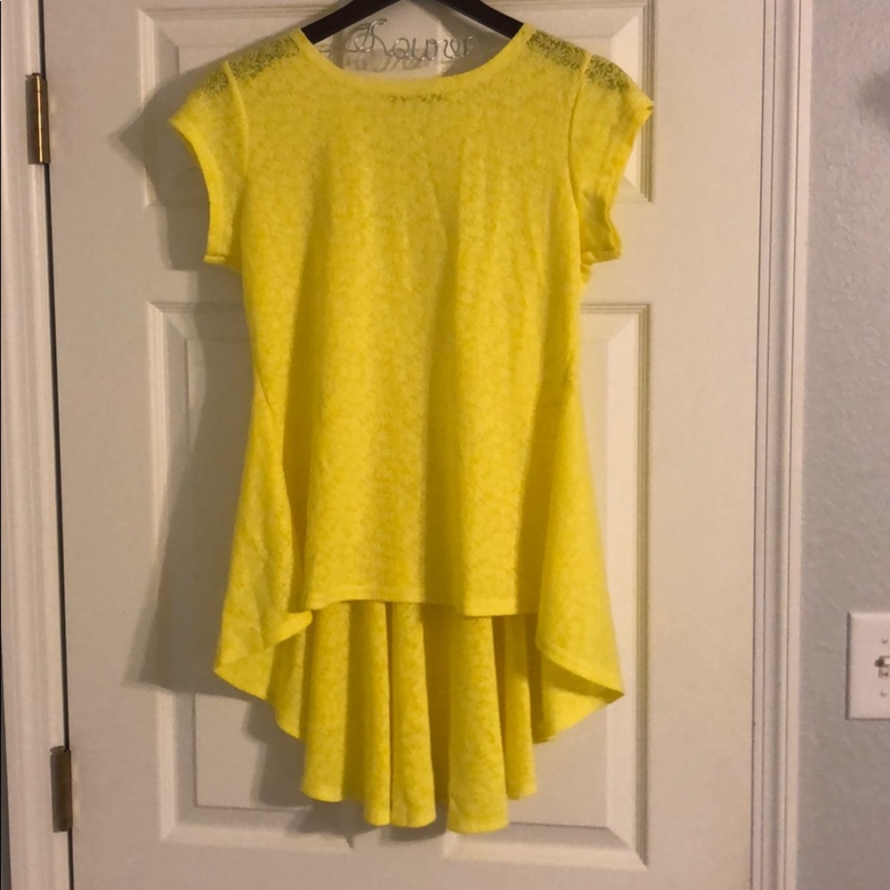 Yellow shirt